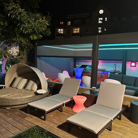 Deluxe Studios With Spa Included Portsmouth Esterno foto