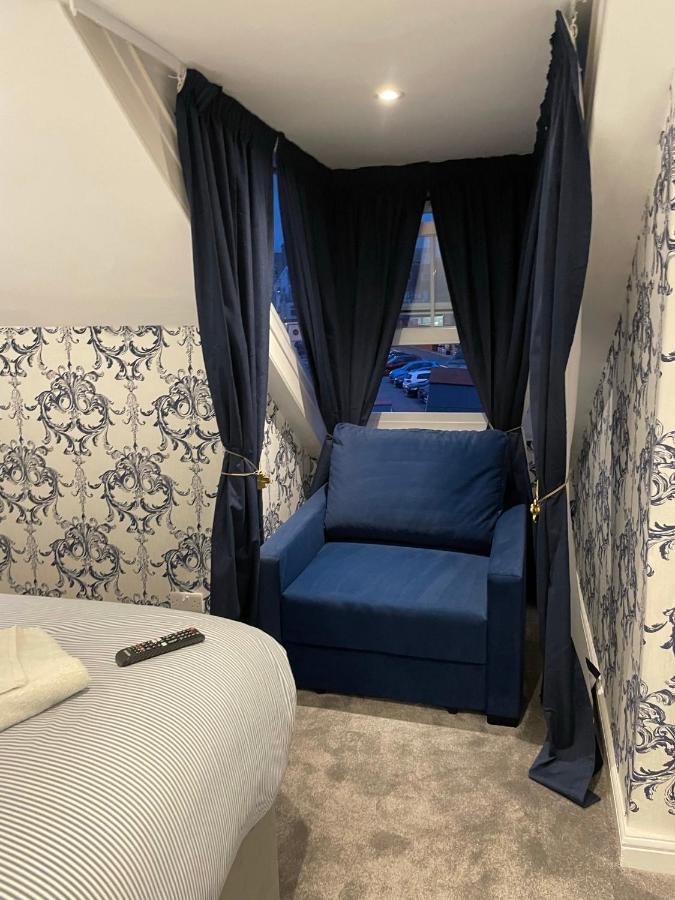 Deluxe Studios With Spa Included Portsmouth Esterno foto