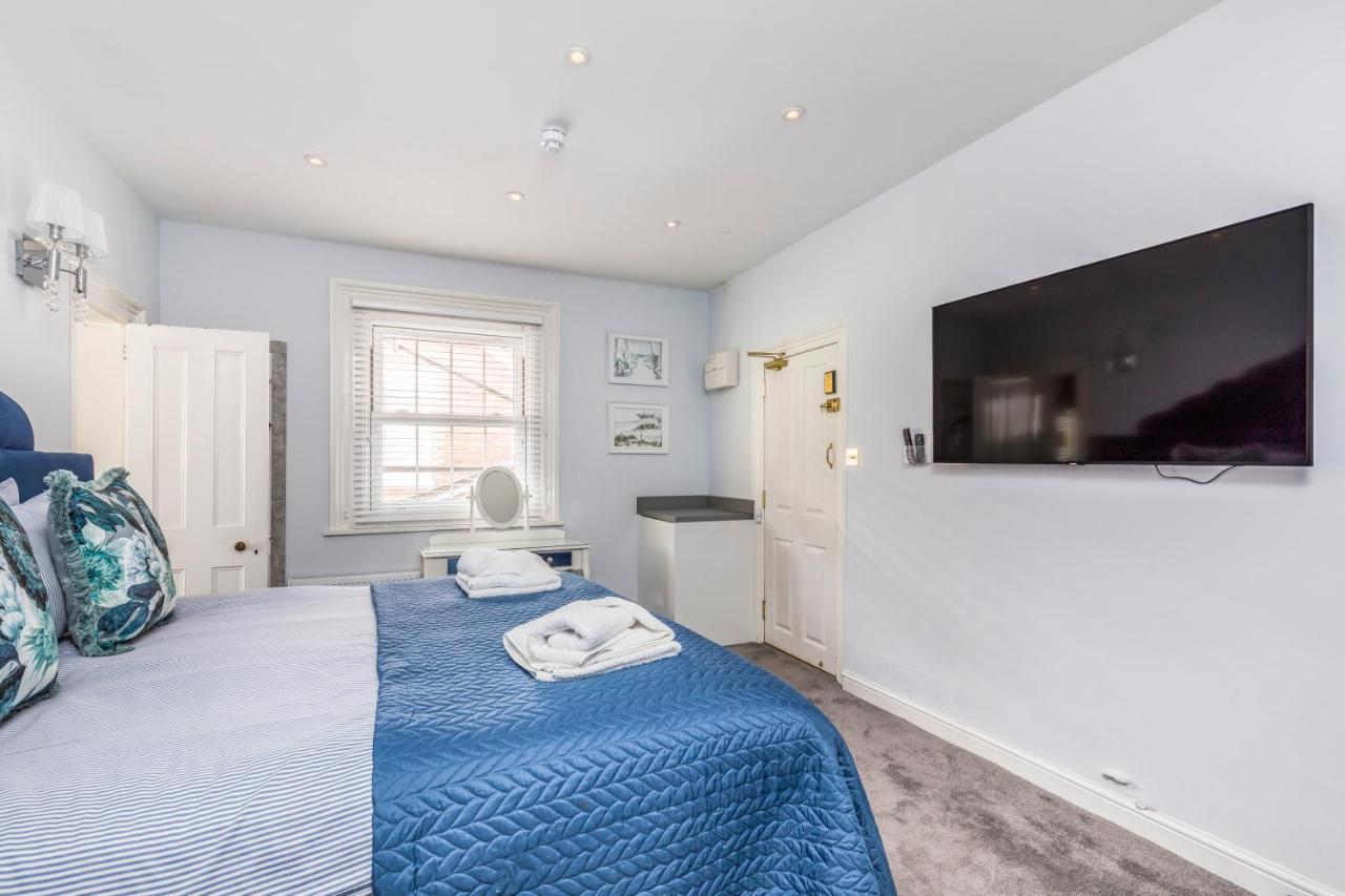 Deluxe Studios With Spa Included Portsmouth Esterno foto