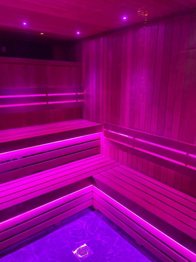 Deluxe Studios With Spa Included Portsmouth Esterno foto