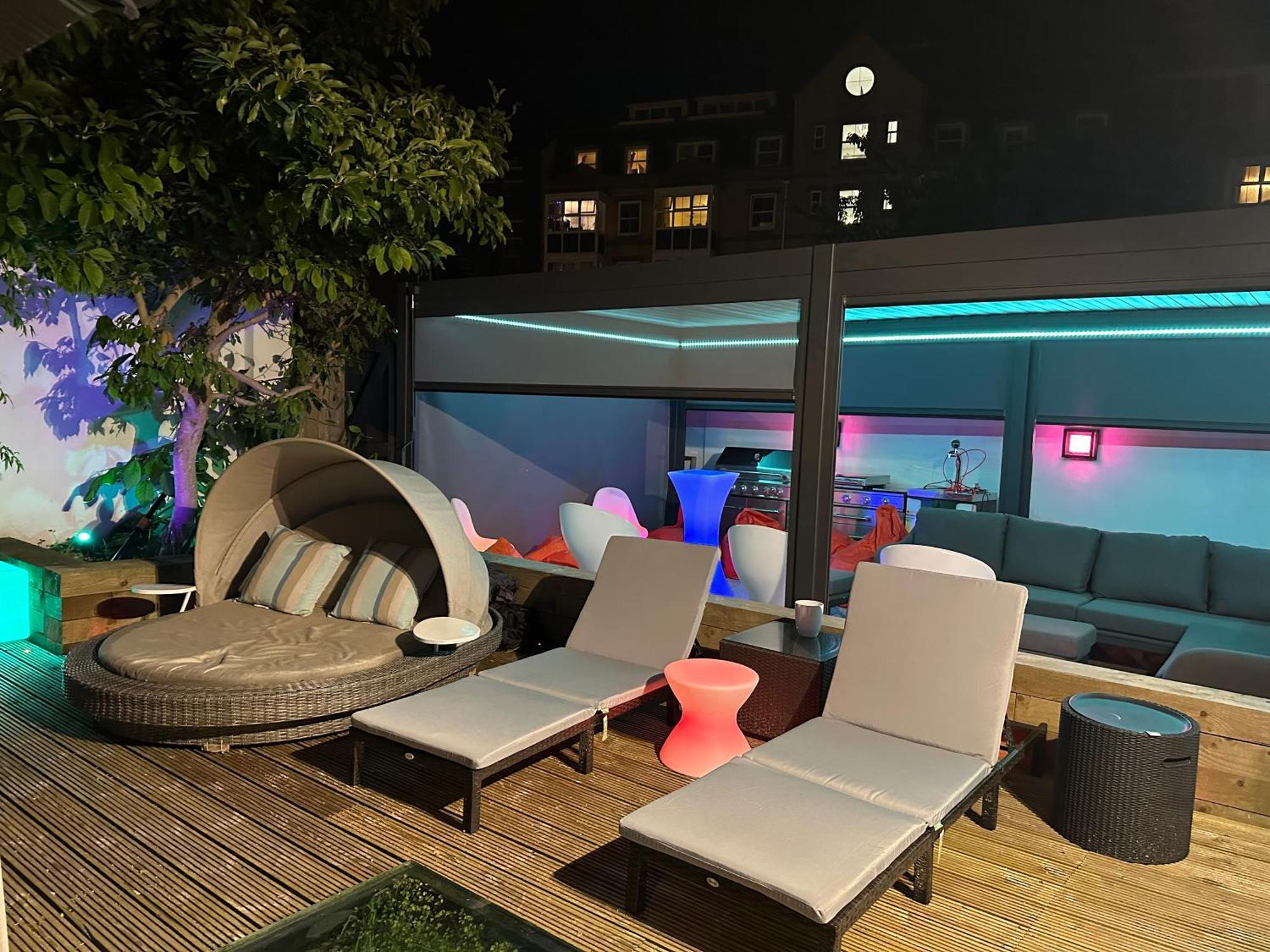 Deluxe Studios With Spa Included Portsmouth Esterno foto