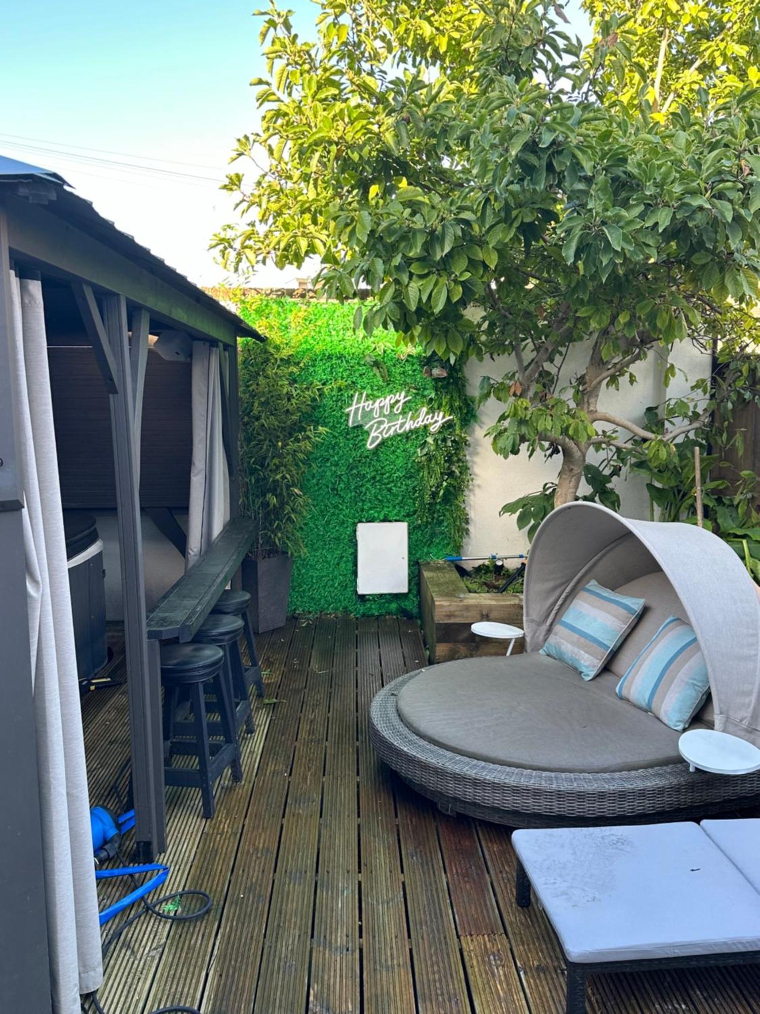 Deluxe Studios With Spa Included Portsmouth Esterno foto
